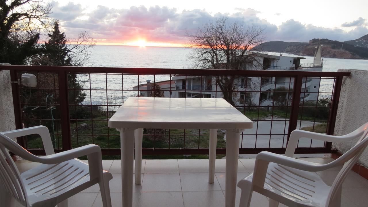 Guesthouse Obala Sutomore Exterior photo